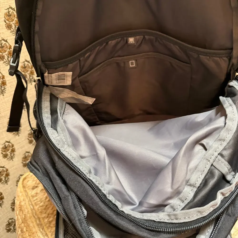 Columbia Coyote Wall Wake Forest University Laptop Daypack Backpack